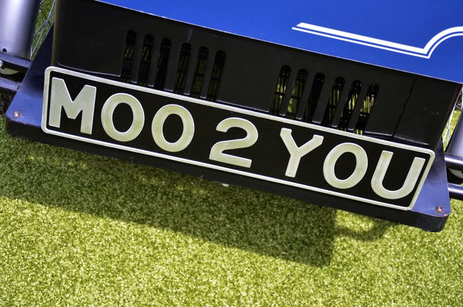 Moo 2 You Number Plate