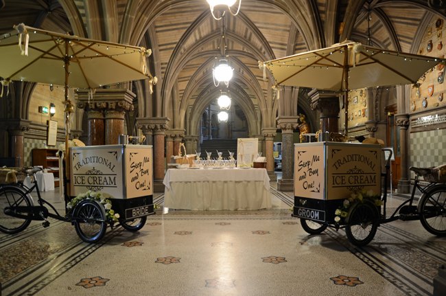 Bride & Groom Matching Trikes - Cream