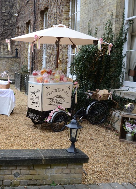Sweet Cart at Wedding